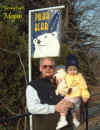 03-04-01_033_Pop_Pop_and_Megan.jpg (144575 bytes)